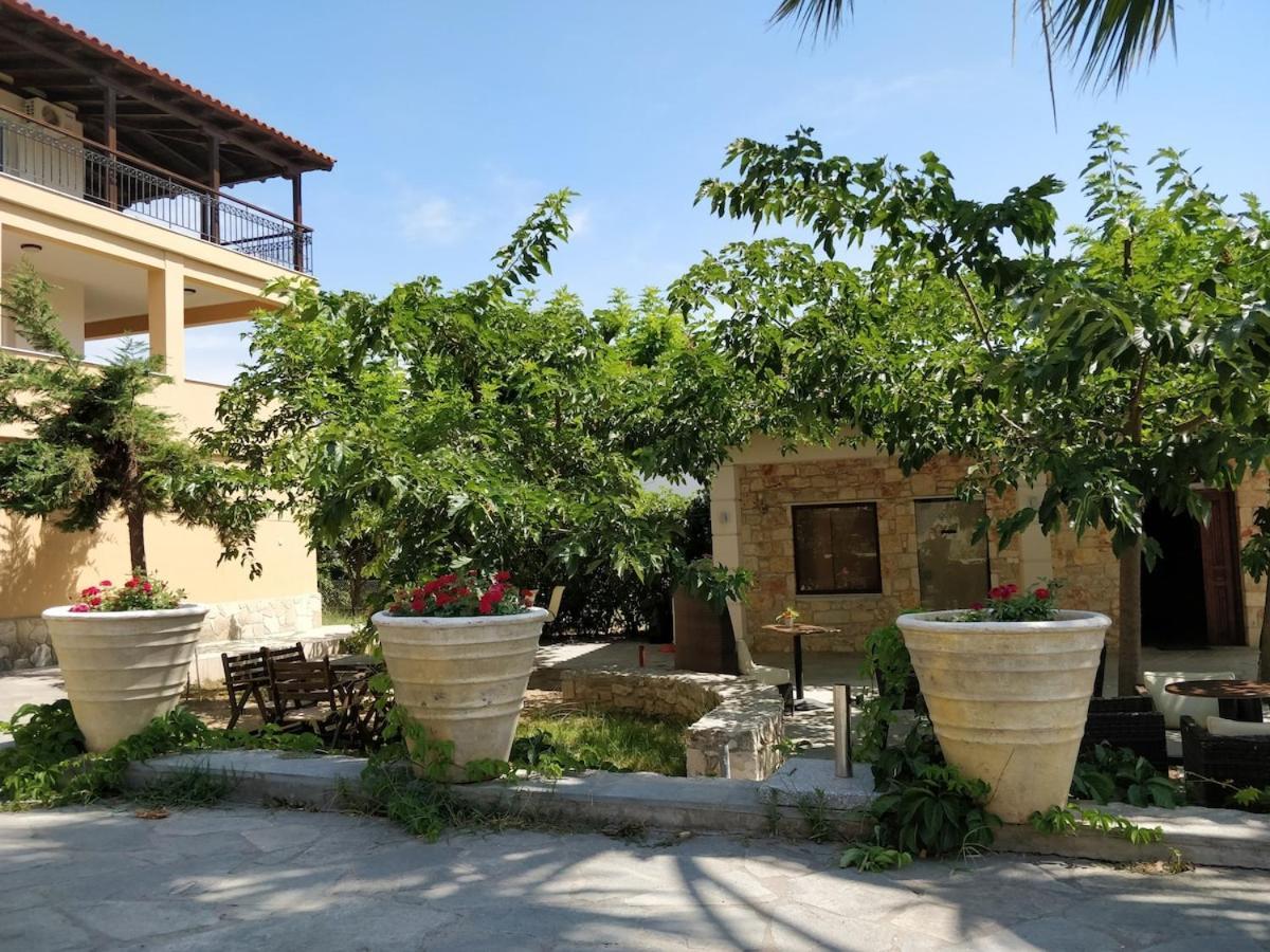 Sivilla Studios Afytos Exterior foto